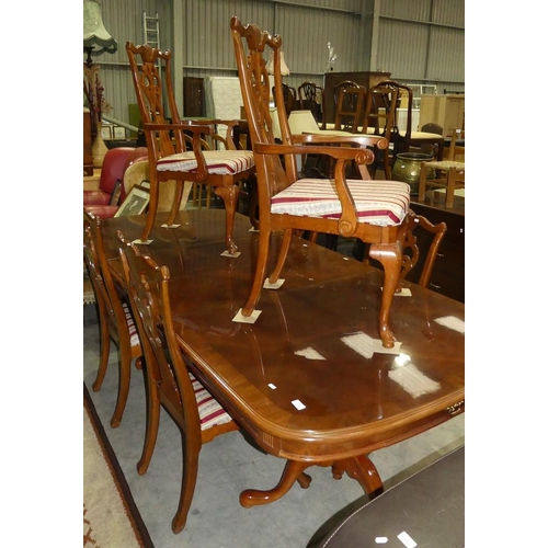 3048 - Mahogany Inlaid Extending Dining Table, 2 Leaves & 6 Chairs.