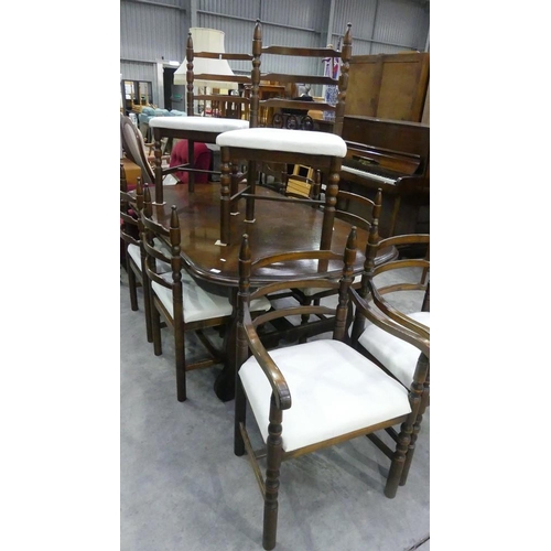 3118 - Oak Extending Dining Table & 8 Chairs.