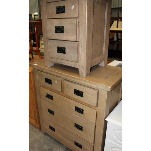 3137 - Oak 2 Over 3 Chest & Oak 3 Drawer Bedside