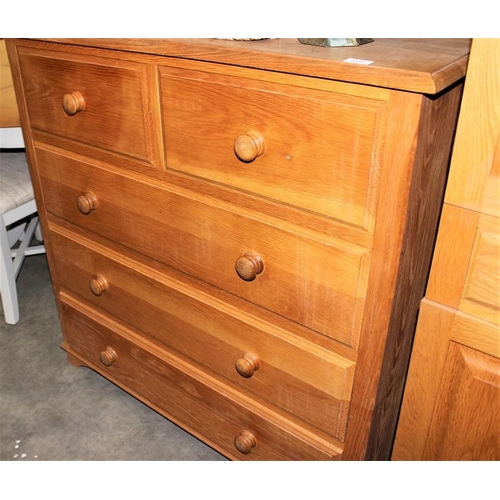 3222 - Light Oak 2 Over 3 Drawer Chest