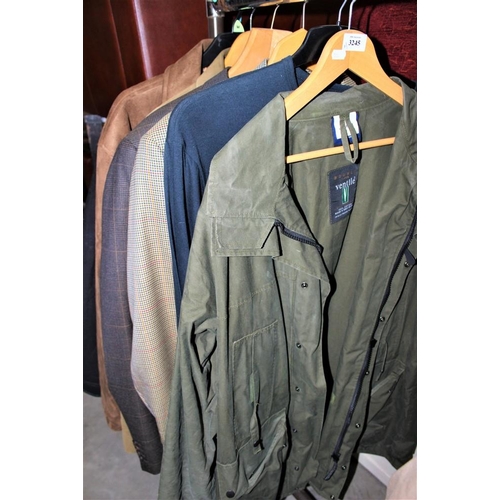 3245 - Assorted Men's Coats, Jackets & T-Shirt