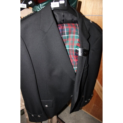 3247 - Men's Kilt, Jacket, Flashes, Socks, etc