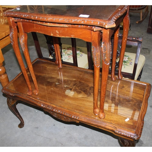 3270 - Mahogany Coffee Table and a Mahogany Nest of 2 Tables