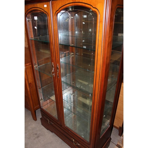 3300 - Mahogany China Cabinet