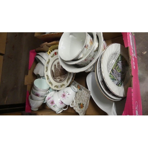 1284 - Box - Part Teasets etc.