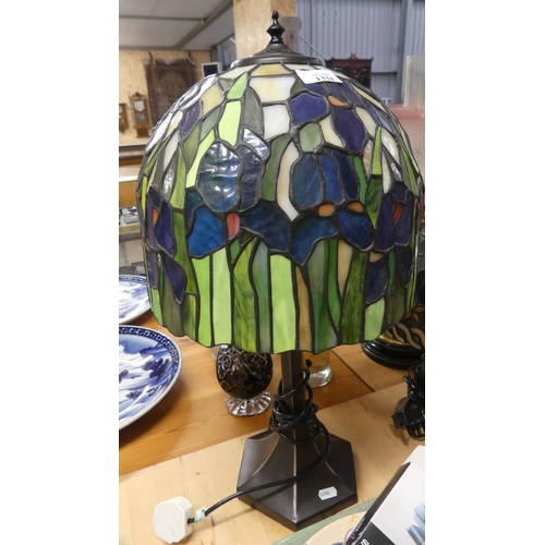 1334 - Modern Stained Glass Table Lamp.