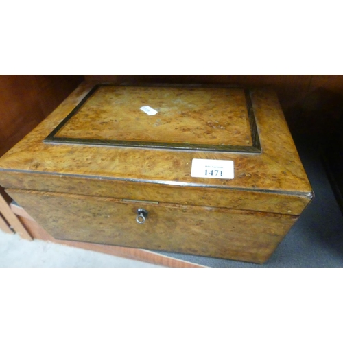 1471 - Victorian Sarcophagus Shaped Burr Walnut Sewing / Workbox.