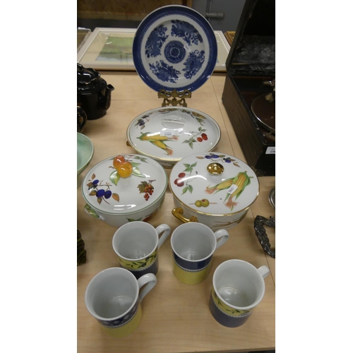 1585 - Royal Worcester Oven to Table Ware, German Porcelain Mugs, Chinese Blue & White Plate.