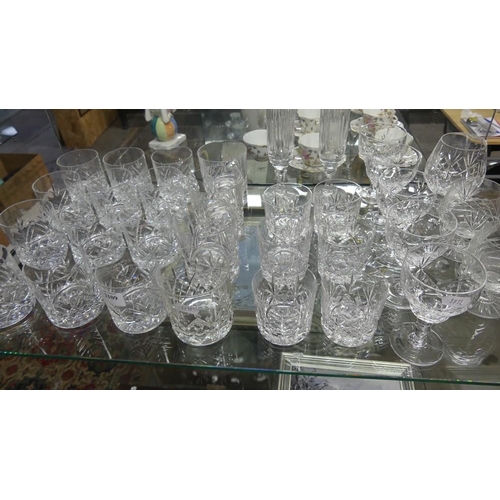 2109 - Collection of Assorted Whisky & Wine Glasses.