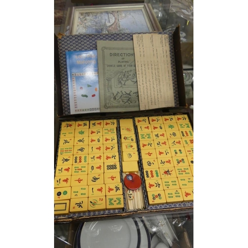 2110 - Vintage Mahjong Set in Leather Case.