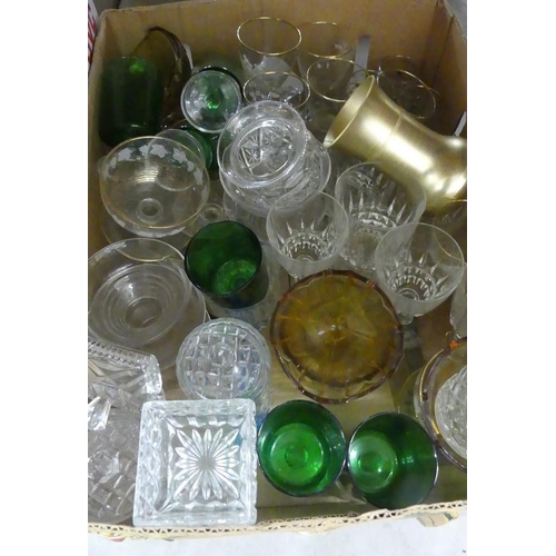 2138 - Box - Assorted Glassware & Pottery.