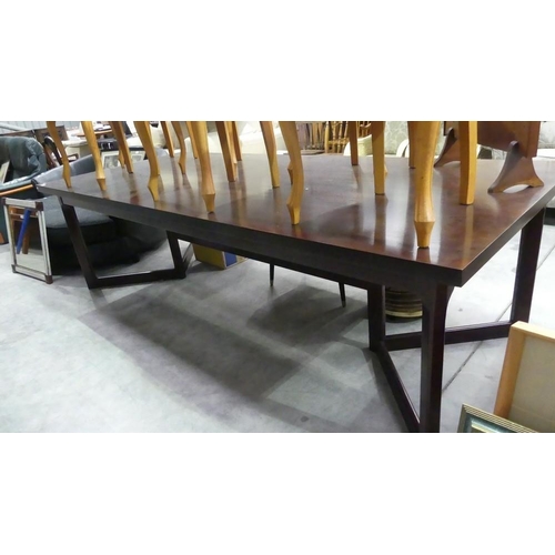 3040 - Rosewood Dining Table