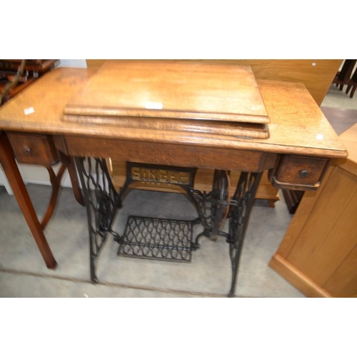 3188 - Singer Treadle Sewing Machine