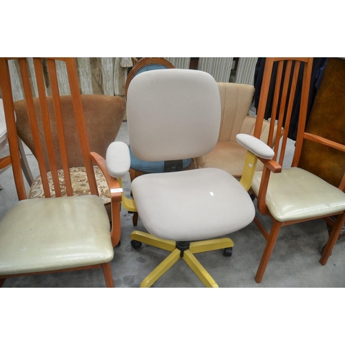 3246 - Assorted Chairs