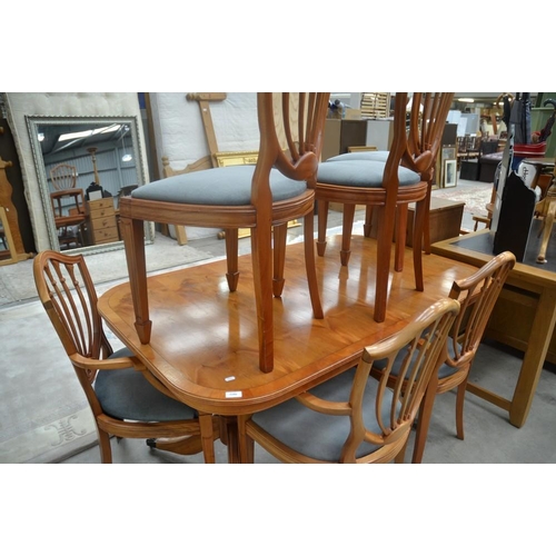 3286 - Yew Extending Dining Table With 6 Chairs