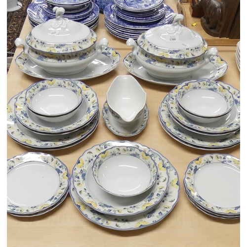 1309 - Hutschenreuther Porcelain Dinner Set.