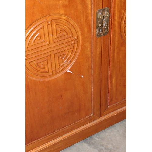 3135 - Chinese Rosewood Cocktail Cabinet.