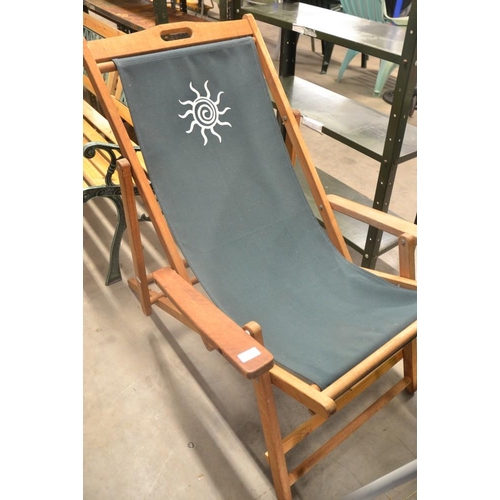 51 - Hardwood Sun Lounger