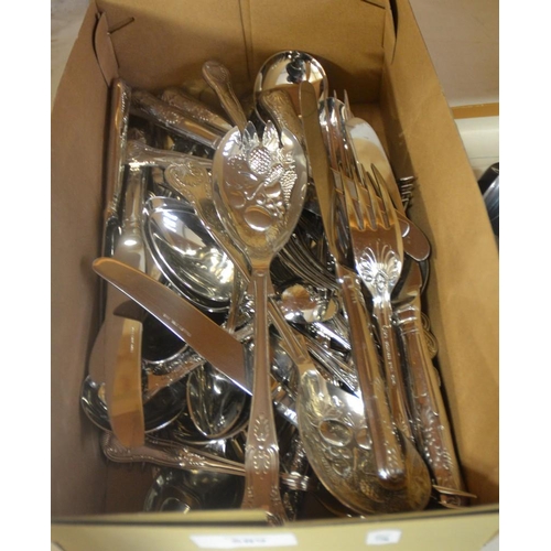 589 - Box - Silver Plated Cutlery