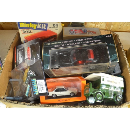 603 - Box - Collectors Cars In Original Boxes, Vintage Toy Hoover