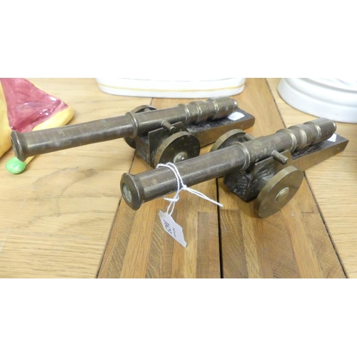 1623 - Pair of Brass Ornamental Cannons, barrel length approx 23cm long.