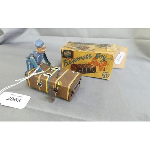 2065 - Boxed Vintage Toy - Clockwork Express Boy.