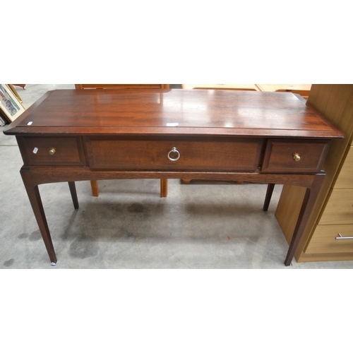 3075 - Stag Dressing Table