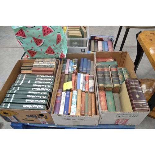 3090 - Large Quantity Of Assorted Books