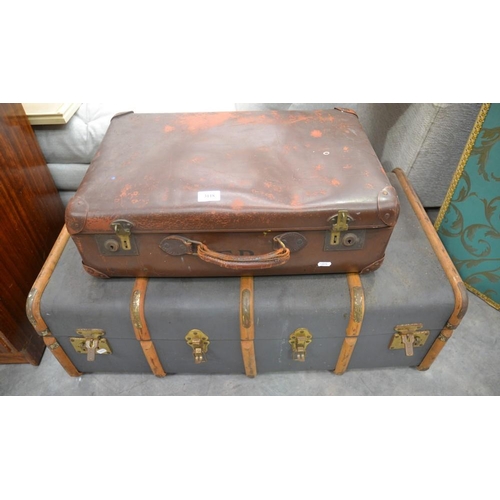 3118 - Vintage Suitcase & Trunk