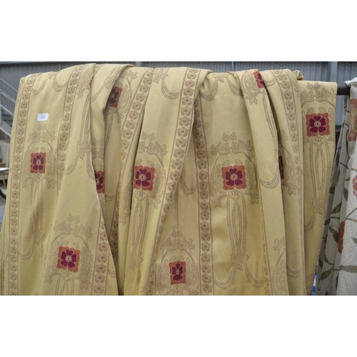 3132 - 2 Pairs Of Gold Coloured Lined Curtains (140cm x 112cm) & (215cm x 160cm)