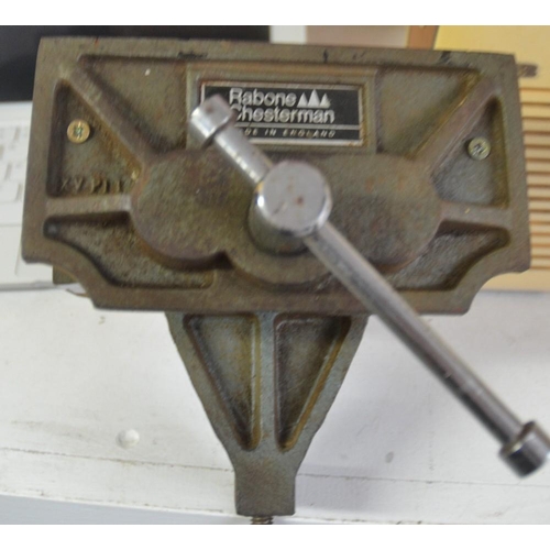 653 - Vintage Bench Vice