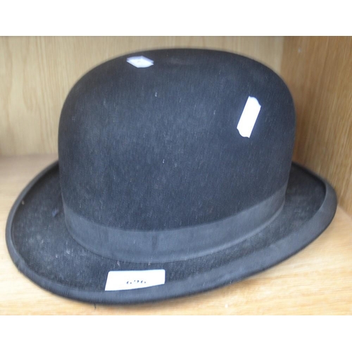 696 - Vintage Mens Bowler Hat