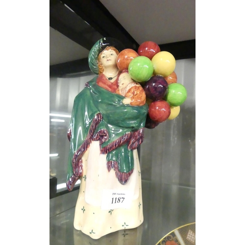 1187 - Rare Royal Doulton Figurine - Balloon Seller (with Child) HN583.