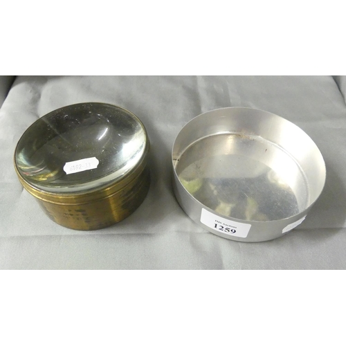 1259 - Large Brass Mounted Magnifying Lens.