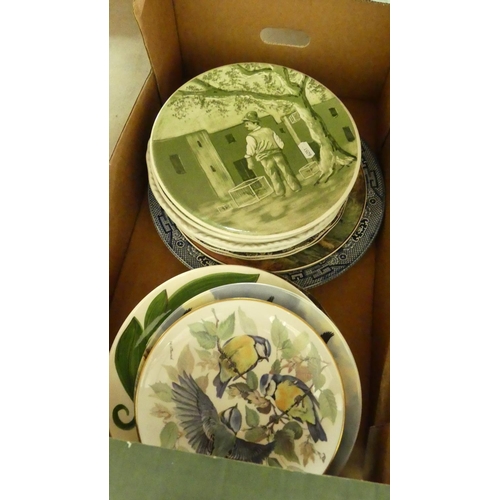 1312 - Box - Collectors Plates.