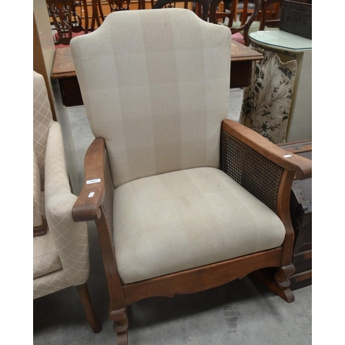 3061 - Bergere Elbow Chair