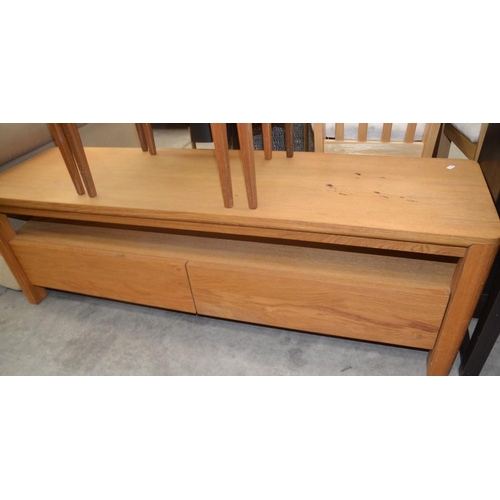 3415 - Oak TV Cabinet