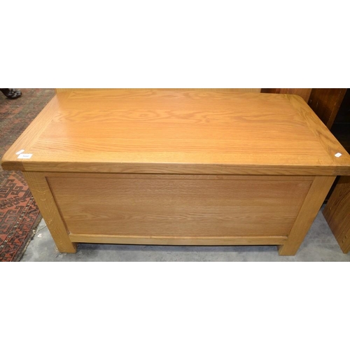 3444 - Light Oak Blanket Box