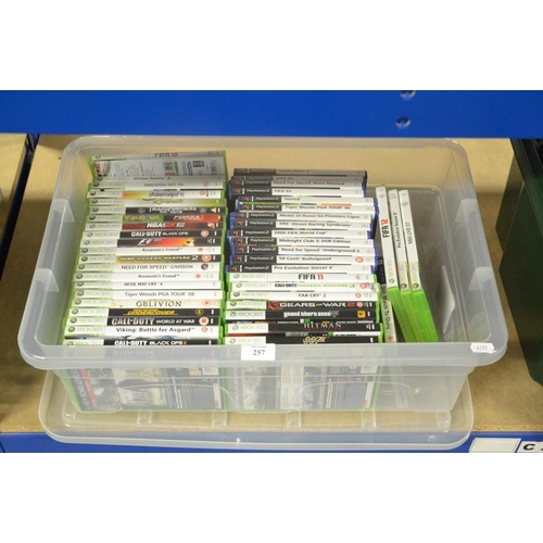 257 - Box - XBox 360 & Playstation2 Computer Games