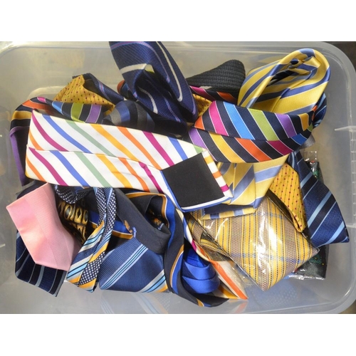 628 - Box Assorted Men's Tie's