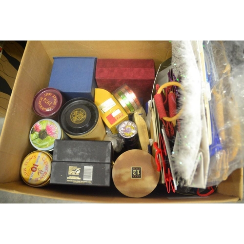 631 - Assorted Whisky Boxes, Gift Bags, etc