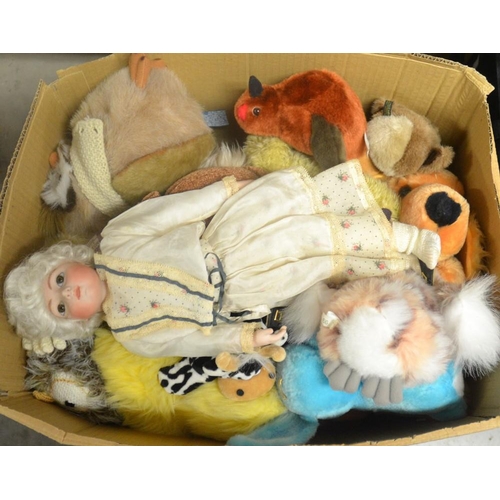 640 - Box - Collectors Dolls & Assorted Soft Toys