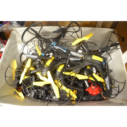 644 - Box Of Assorted Drones