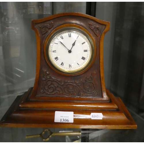 1306 - Early 20th Century Mahogany mantel Clock.