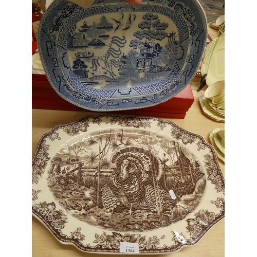 1364 - Wedgwood Turkey Ashet & Willow Pattern Meat Dish (AF).