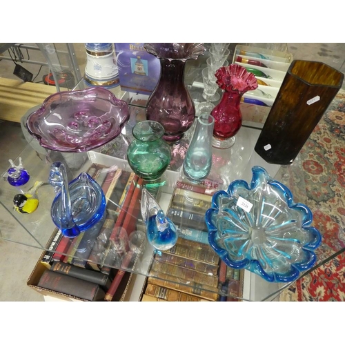 2129 - Assorted Glass Bowls, Vases etc.