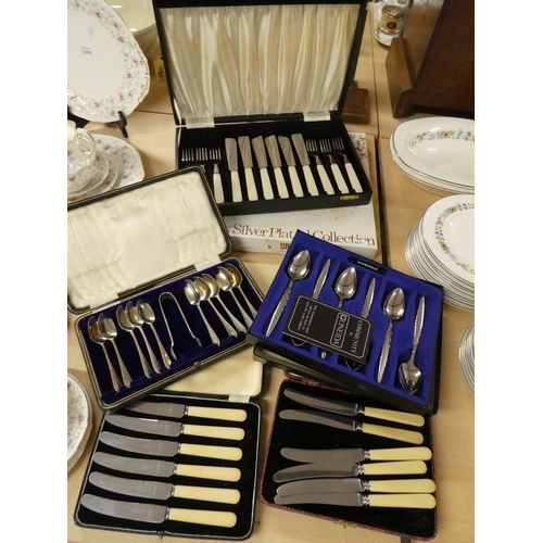 2194 - Six Boxes - Assorted Silverplated Cutlery.