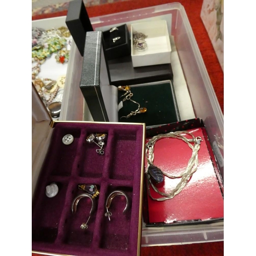 2313 - Lot of Boxed Silver and Silver Gem Jewellery