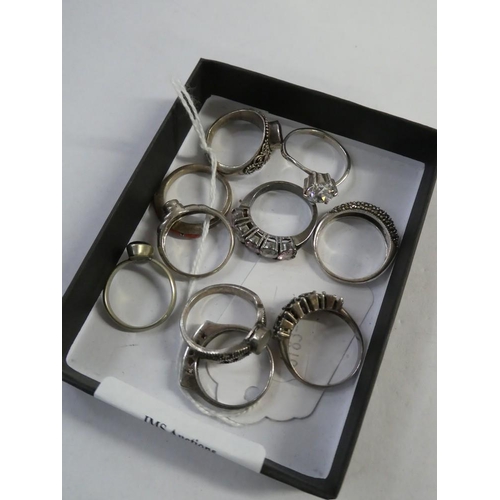 2454 - Box - Assorted Costume Rings.