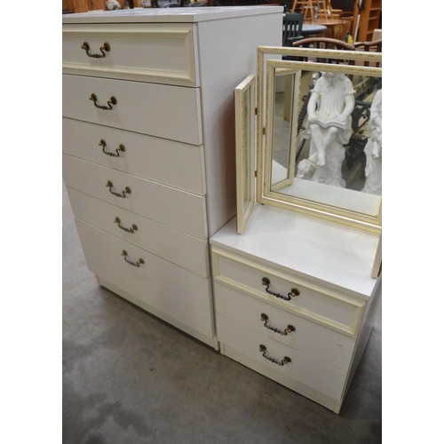 3545 - Vintage 6 Drawer Chest, Bedside & Dressing Mirror